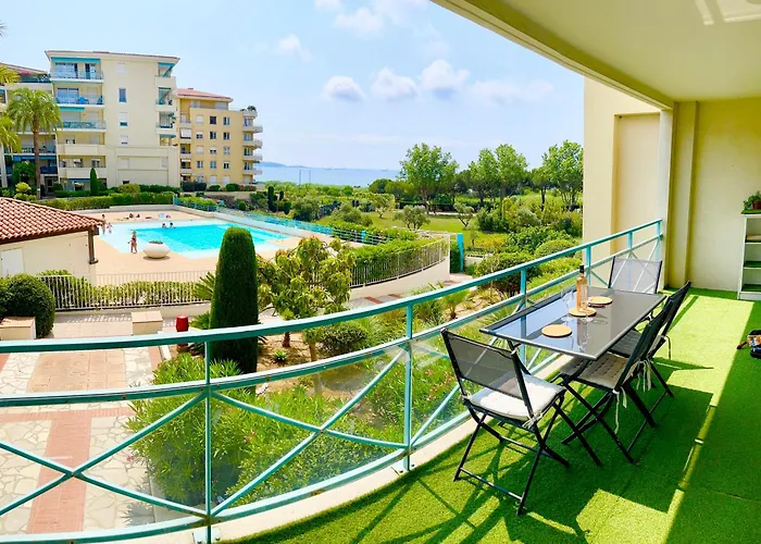 1 Bedroom Sea View, Swimming Pool, Beach On Foot, Parking
