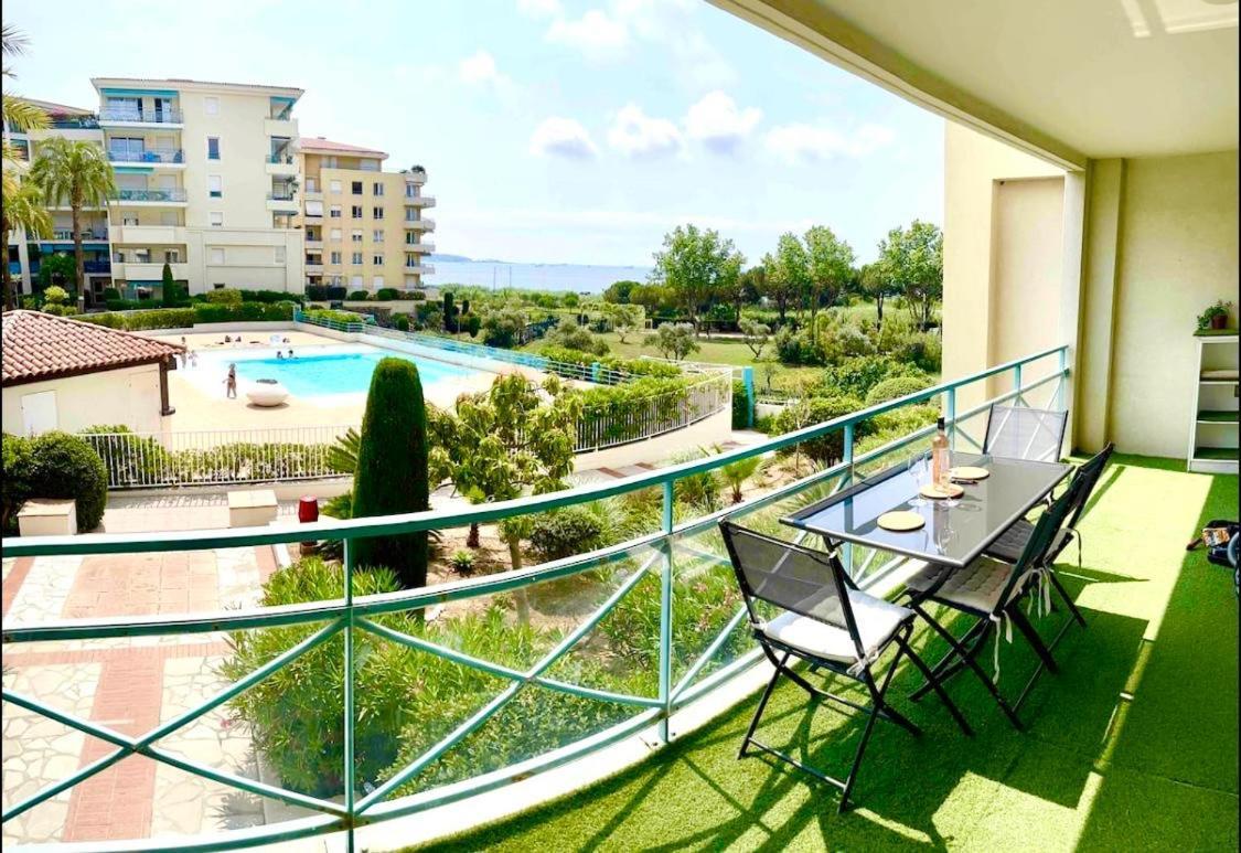 1 Bedroom Sea View, Swimming Pool, On Foot, Parking Apartment *