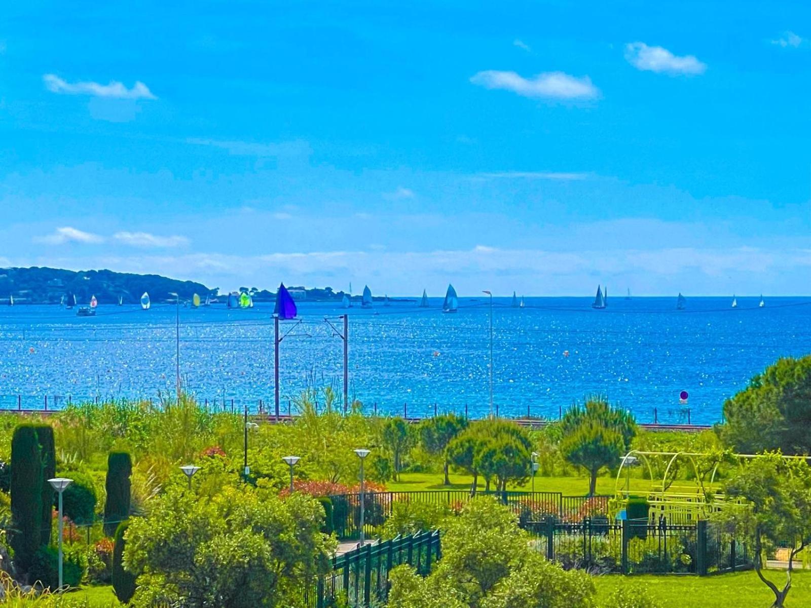 1 Bedroom Sea View, Swimming Pool, On Foot, Parking *